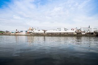 d18_0318_223_k.jpg